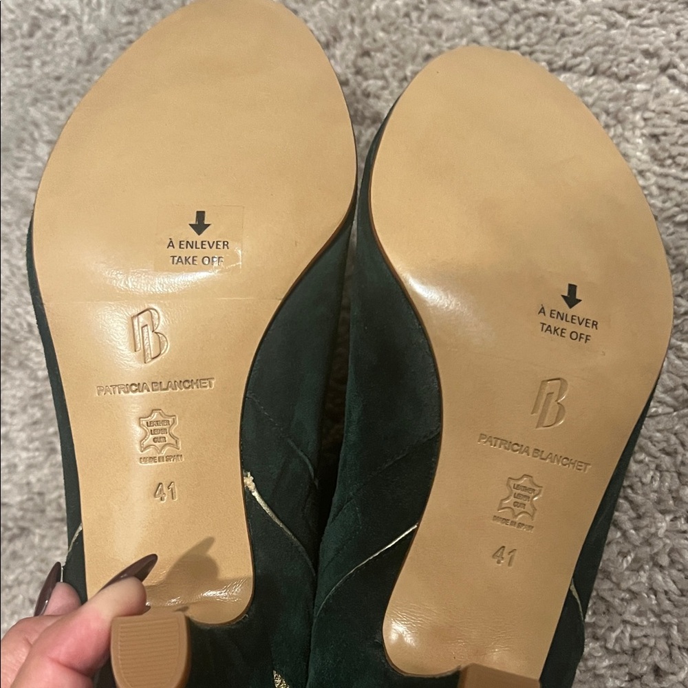 Patricia Blanchet 🇫🇷 Green and Gold - Picture 5 of 5